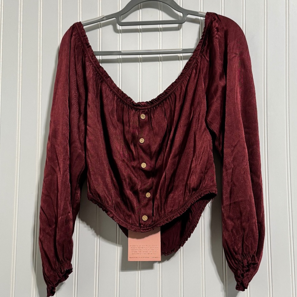 NWT Scandal ITALY Off‎ Shoulder Crop Top Burgundy Ruched Satin Fairycore L